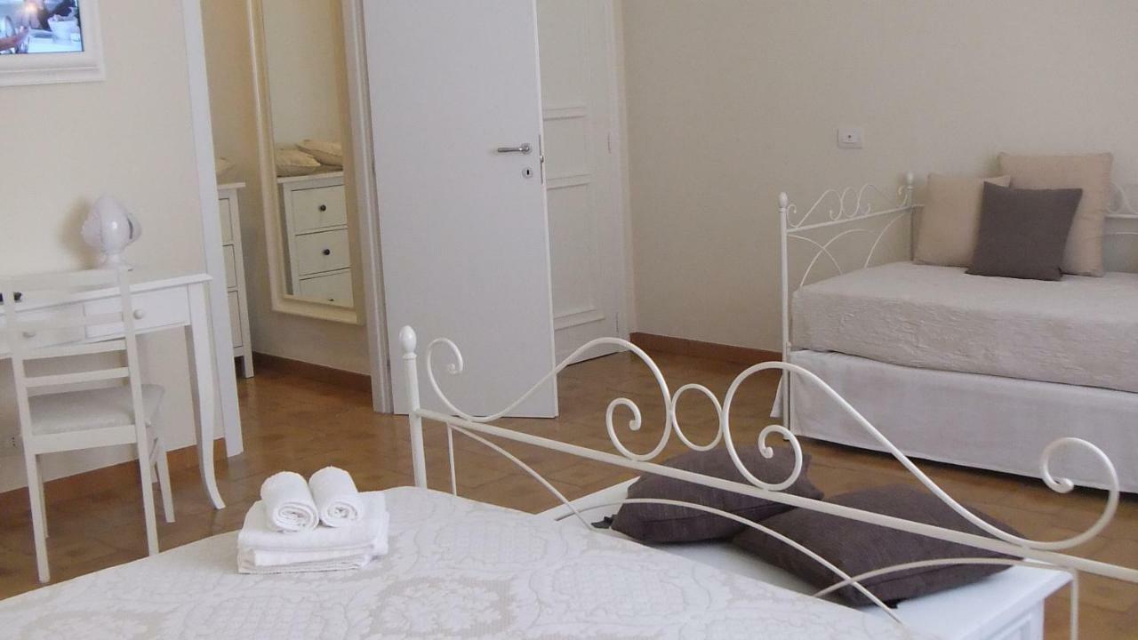 Couette-café Orchidea Bianca 2*
